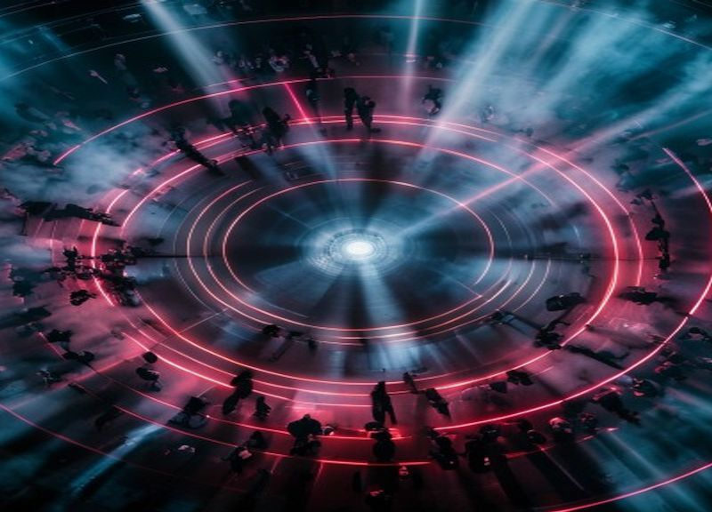 Dancefloor overhead circular crowd lights