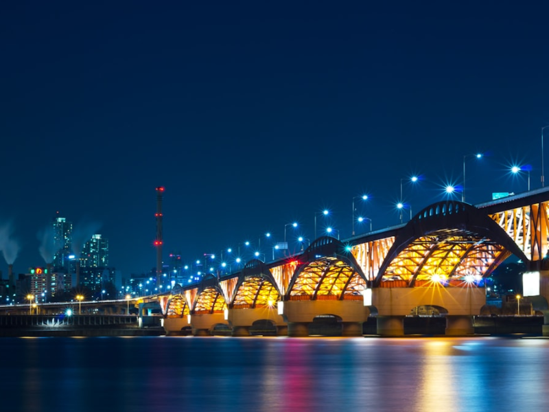 Han River bridge at night — night scene photograph