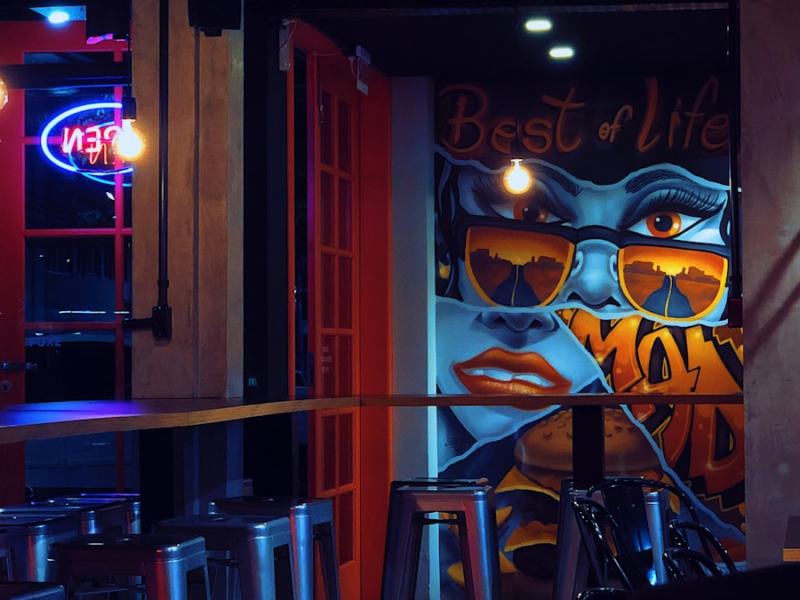 Dubstep: The Sound That Started in South London — night scene photograph