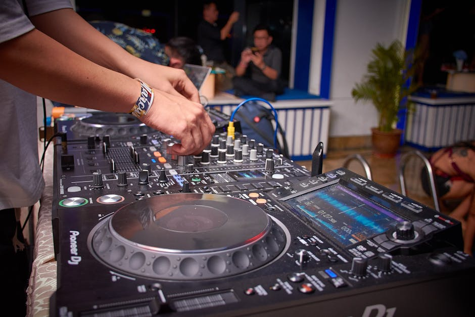 Bangkok’s Club Culture: Sound Systems, Tourism, and the Underground