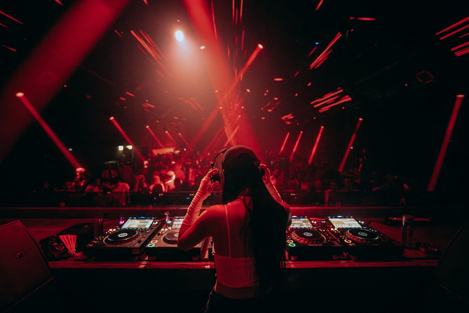 Club Culture and Fashion: How the Dancefloor Shapes Style