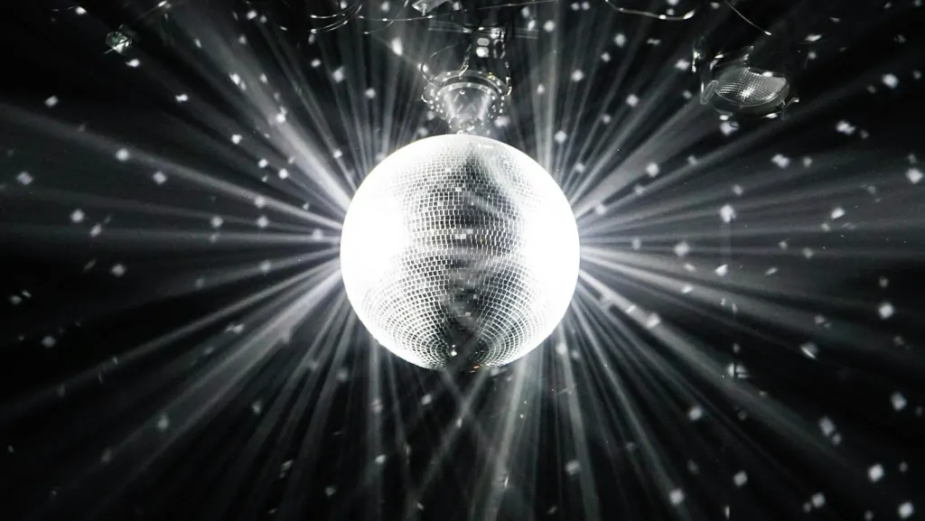 disco ball spinning dark