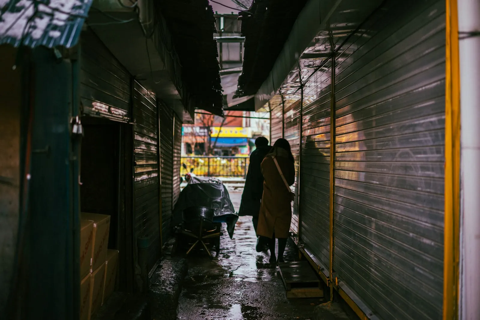 Seoul side street at night
