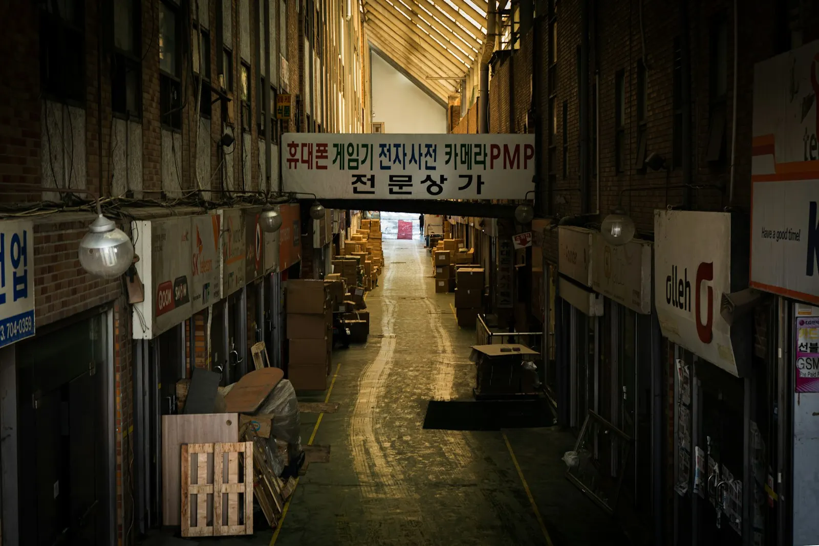 Seoul side street at night