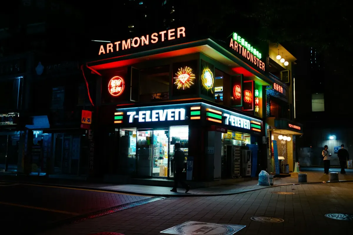 Late night convenience store corner in Seoul after the clubs close