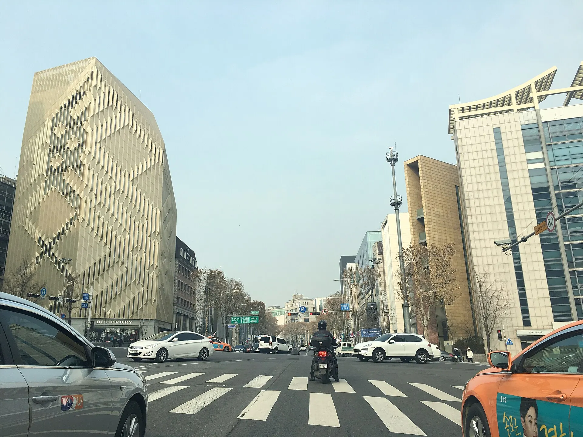 Cheongdam intersection, 2017