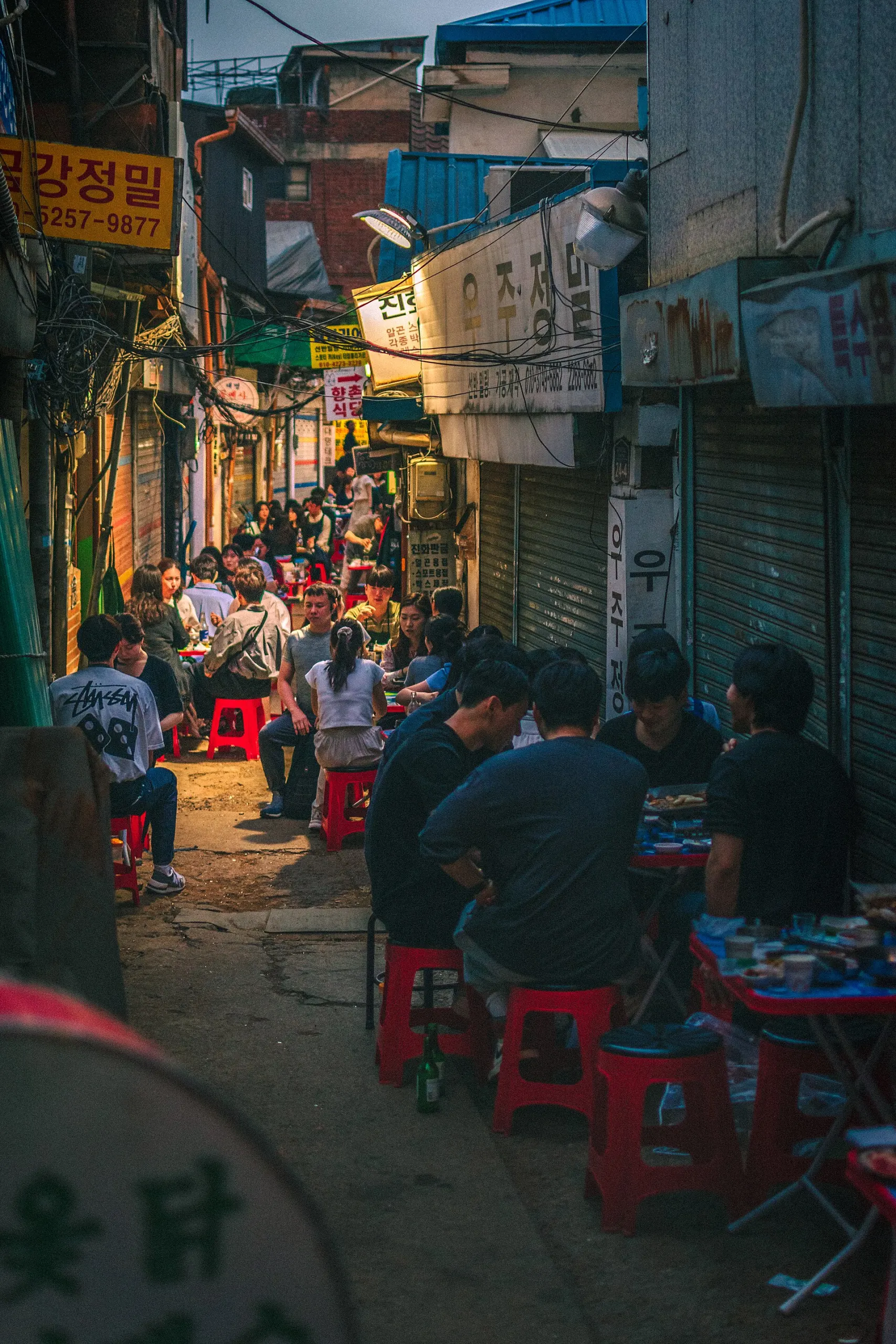 Euljiro alley at night, 2023